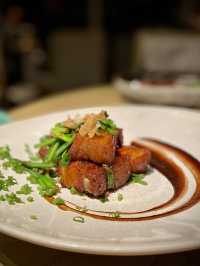 Fine Dining อาหารไทยอร่อยๆ ในห้องรับแขกหรูๆ 