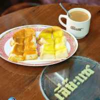 _☕️_🍞_ร้านกาแฟเอี๊ยะแซ_🍞_☕️_ 