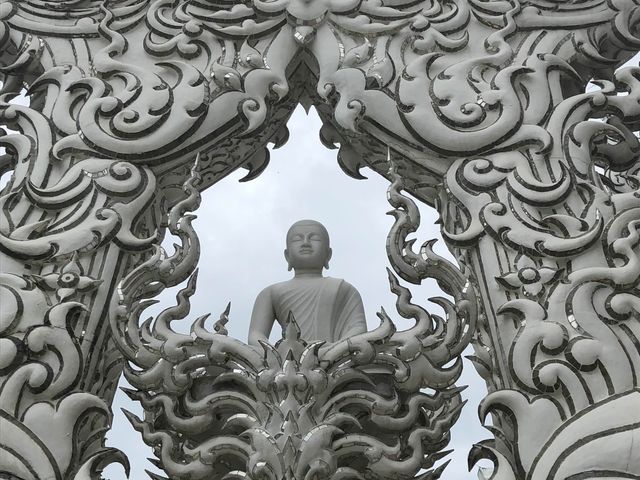 Wat Rong Khun - White Temple