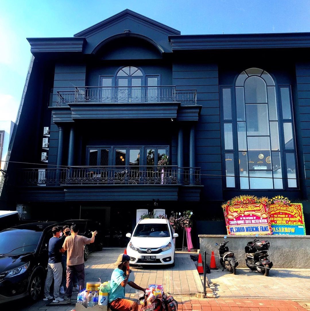 common grounds coffee roaster menteng