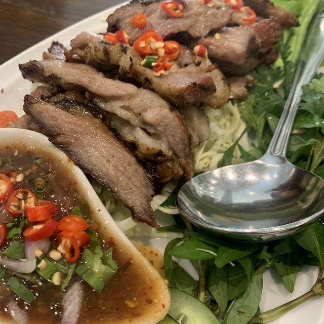 CHOM CAFE 🥦