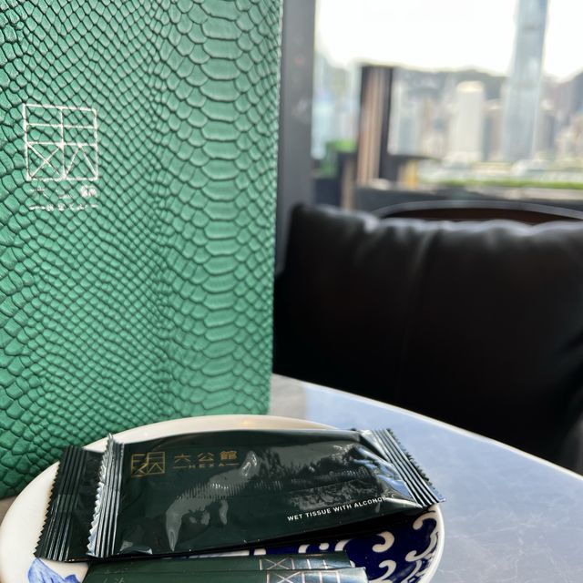 六公館，對住維港，食個早 lunch