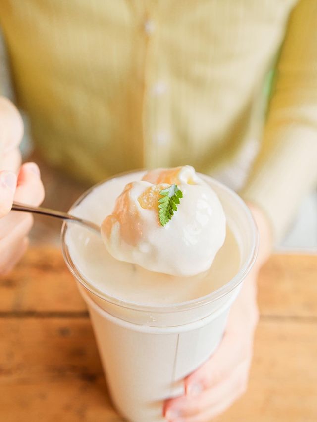유럽 작은 마을에 들어간 듯한 카페🌿