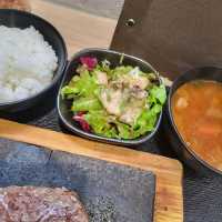 佐敦石燒牛扒小店