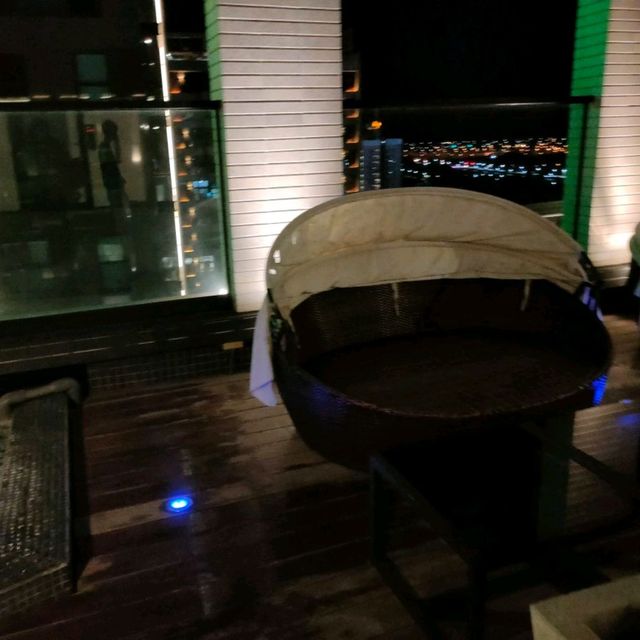 誠闊礁溪溫泉渡假旅館-頂樓溫泉春風吧
