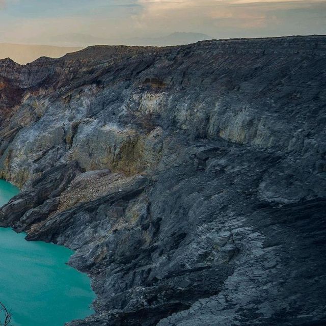 ijen crater