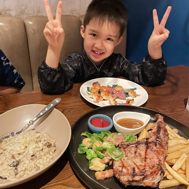 【  以豬肉做主角的西餐廳 】 