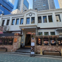 60년전 옛것과 현대가 공존하는 뉴트로 카페 ☕️