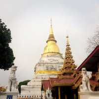 Wat Kaew Don Tao Suchadaram ~ Lampang