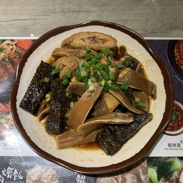 足料抵食韭菜餃😋回味台灣美食