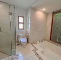 หนีงานมาติดเกาะสมุย