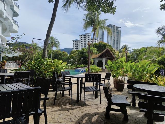 Flamingo Hotel by the Beach