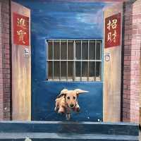 彰化忠權社區 🖌 有各種可愛的彩繪🖍狗狗🐶與你合照📷