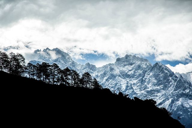 Tiger Leaping Gorge (虎跳峡) - Lijiang