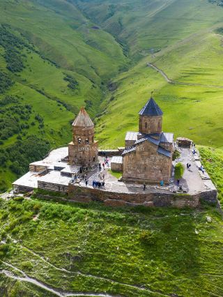 🇬🇪Georgia: Sameba Cathedral of the Holy Trinity in Tbilisi