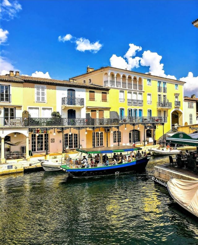 The "Venice" town of Provence - Port Grimaud.