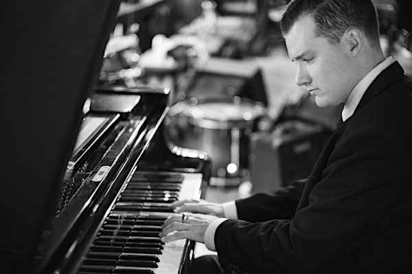 Jesse Whiteley Piano Masterclass:  Boogie Woogie, Blues and Stride Intro! | 10,000 Hours Piano Rehearsal Studios