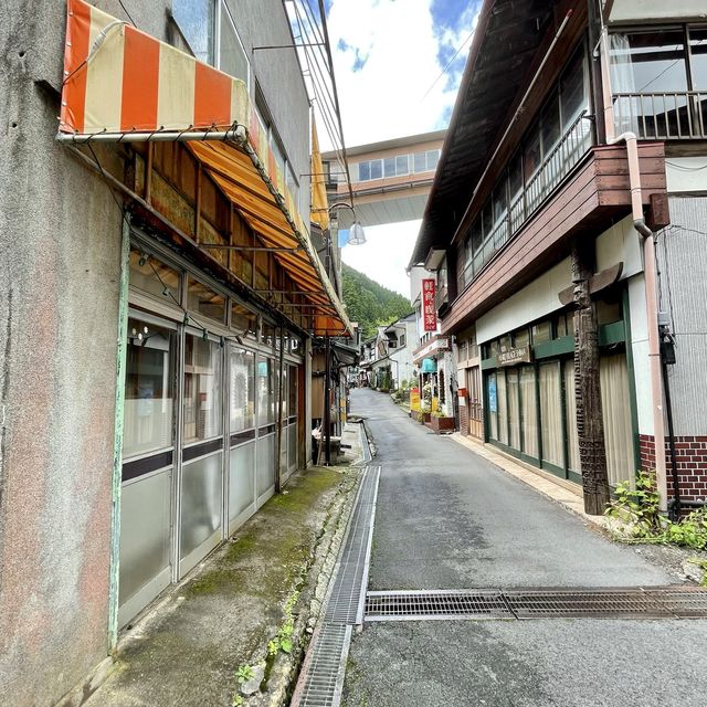 【四万温泉】レトロな温泉街落合通り