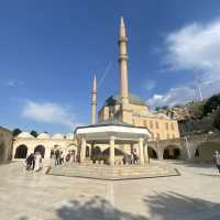 Beautiful Mosque 🕌 in Sanliurfa 😍