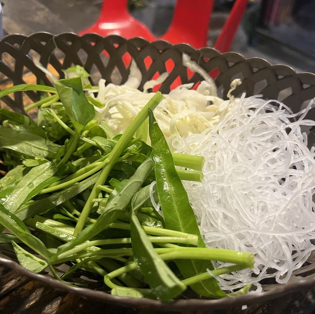 หมูกะทะป้าจันทร์ ร้านดังย่านพยุหะ🥩🥓