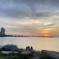 Koh Loy Park (เกาะลอย)​