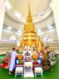 วัดพระศรีมหาธาตุวรมหาวิหาร กรุงเทพ