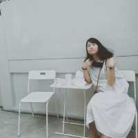 คาเฟ่สุดชิค minimal style  "Hint coffee"