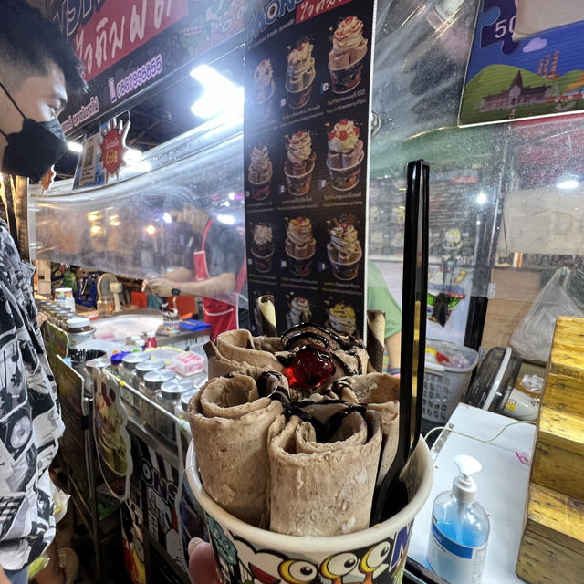 Bangkok Night Market, Srinagarindra