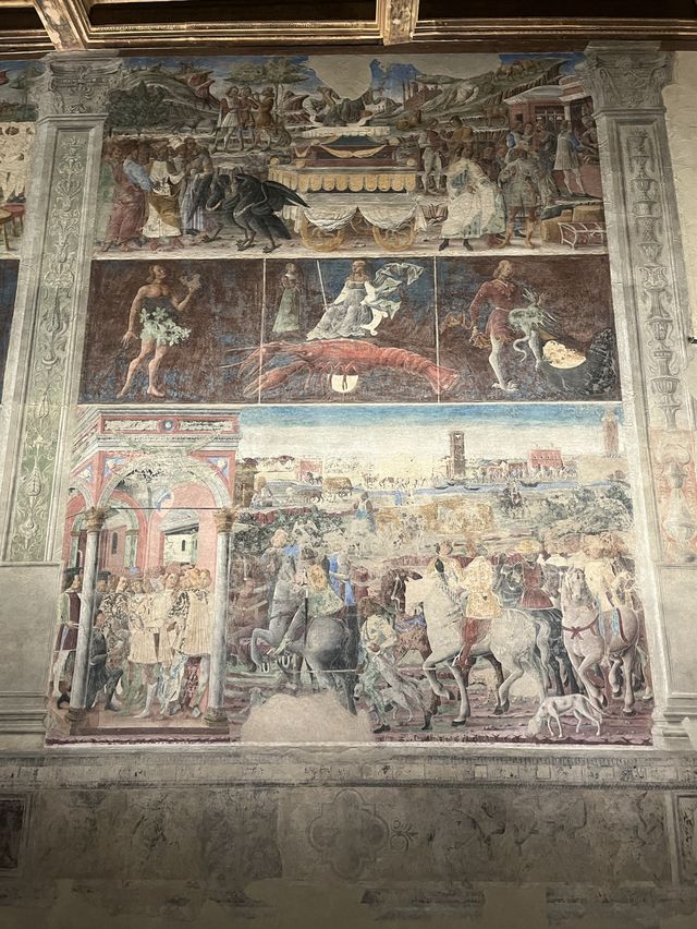 费拉拉月鉴房，不容错过的文艺复兴风情画
