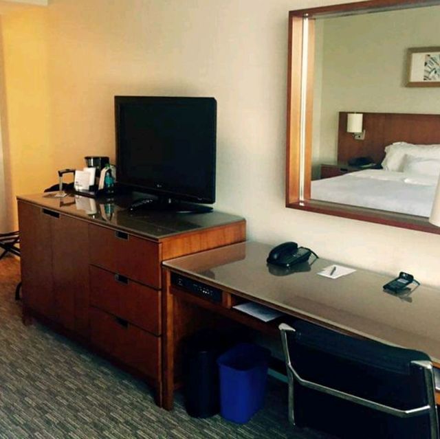 Bright and Sunny at Westin Dulles Bright and Sunny at Westin Dulles