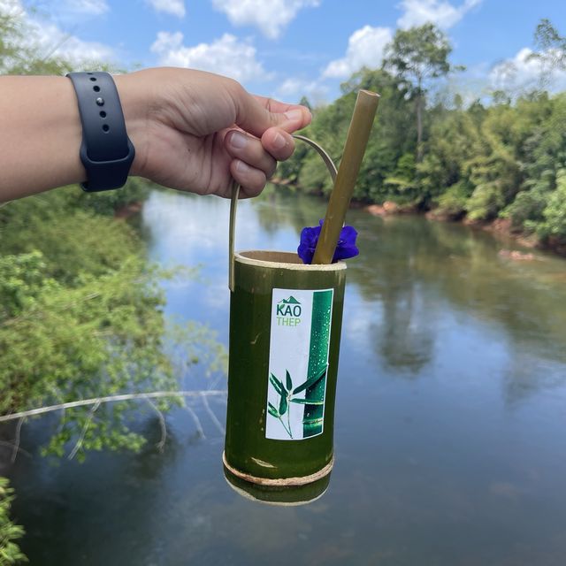 สะพานแขวน ภูเขารูป หัวใจ.. ⛰️💚