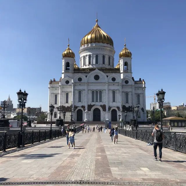 모스크바에서 제일 큰 성당을 찾는다면!!! 구세주 그리스도 대성당으로!!
