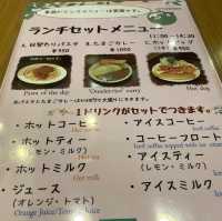 東京・春日。文京区ぶらぶら朝食探し『little wood(リトルウッド)』で『たまごカレー』