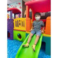 kidskidscar  室內遊玩好地方