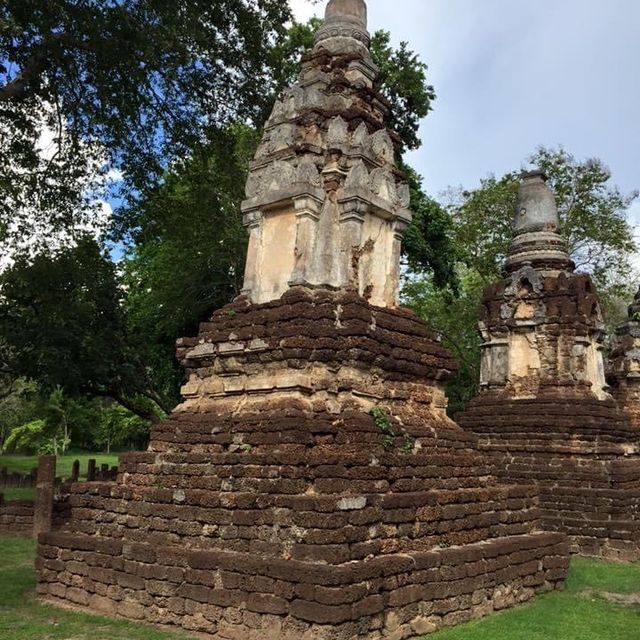 Wat Chedi Jed Taew, Sukhothai