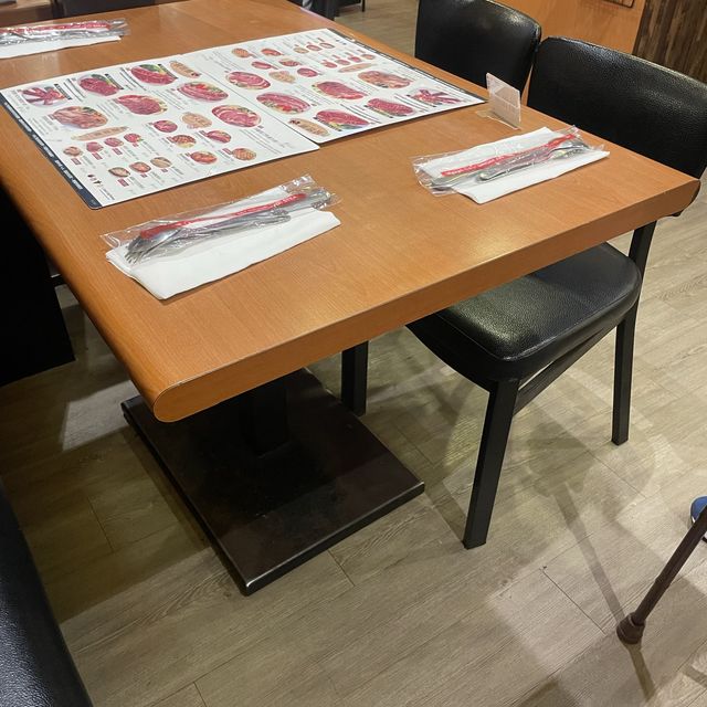 溫馨美味 平價的我家牛排🥩沙拉吧🥗吃到飽！選擇很多喔！