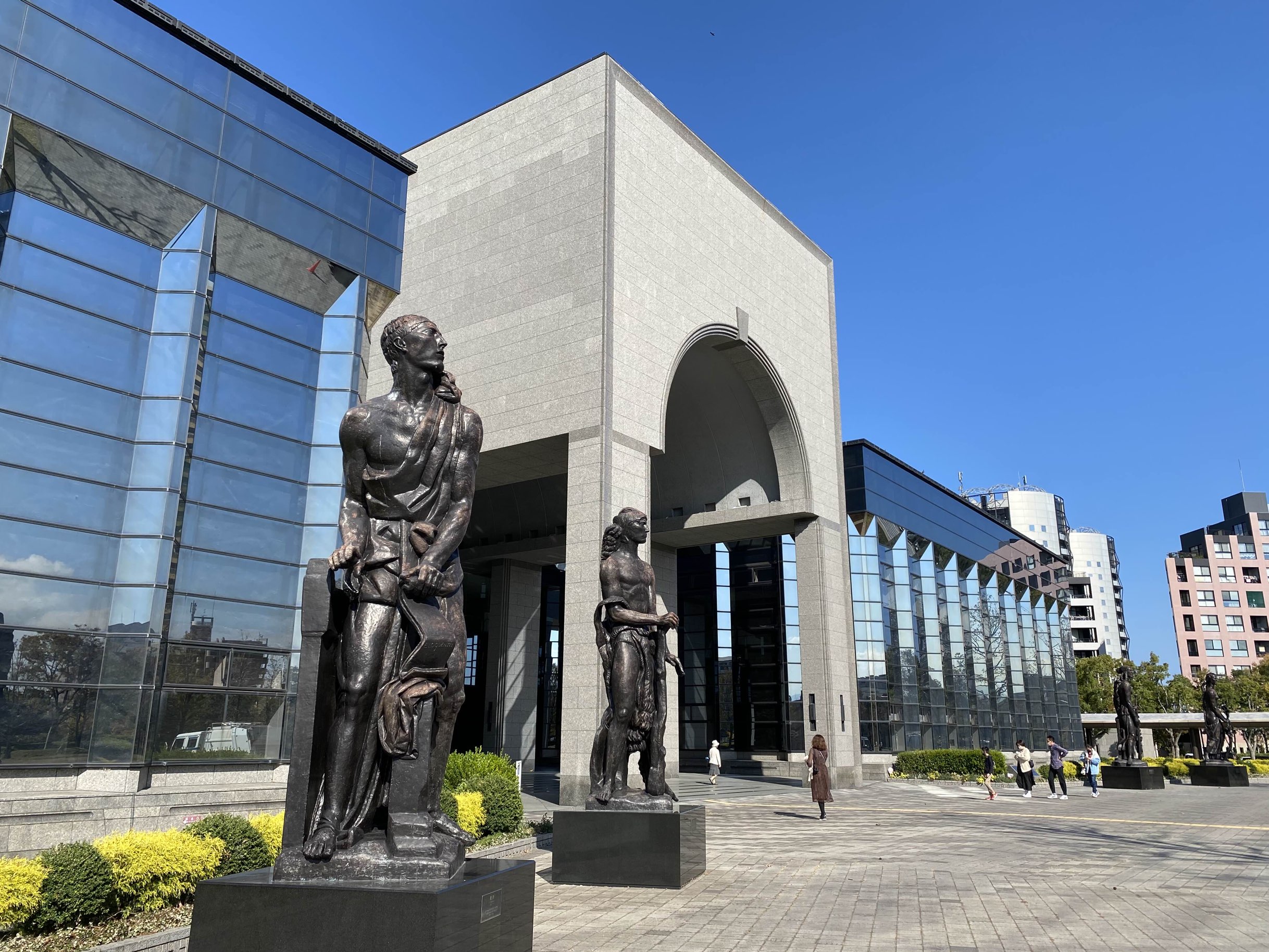 福岡市博物館。『サザエさん』の博多人形展示もあります。 | Trip.com 福岡