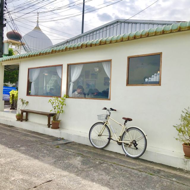 LAY CAFE’