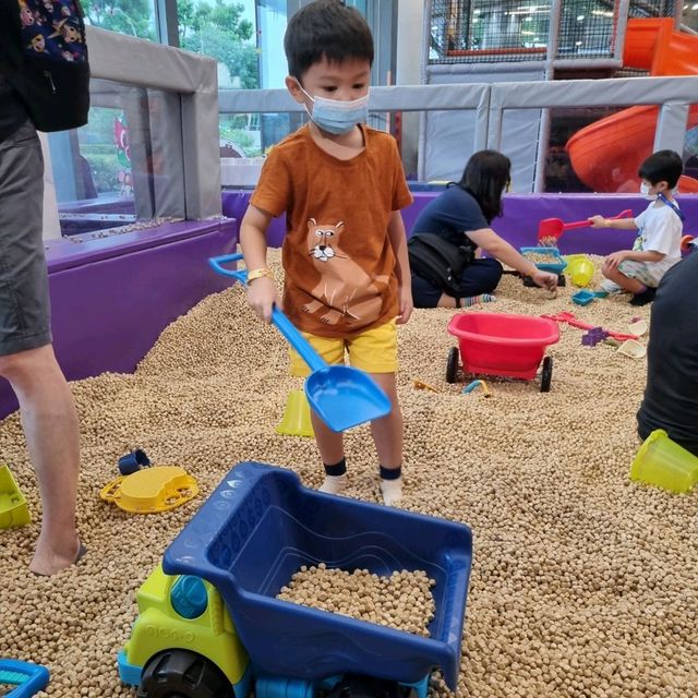 Kids Love Kiztopia