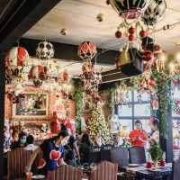 Hippo Cafe & Restaurant 