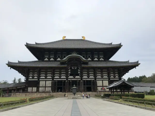 TodaiJi Shrine - Nara