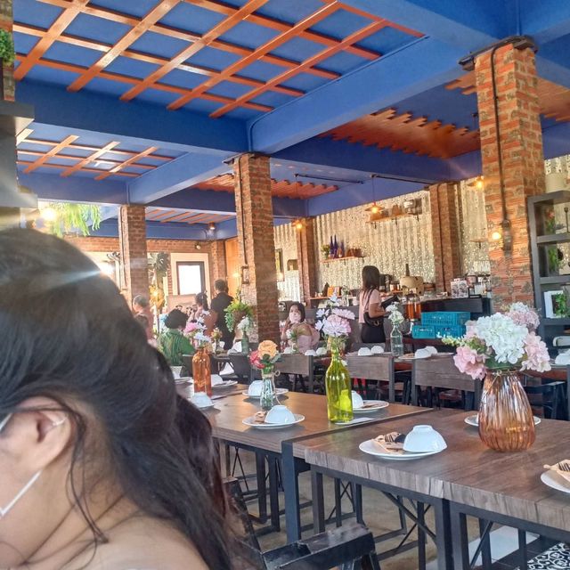ร้านคุณหญิง8หนึ่ง