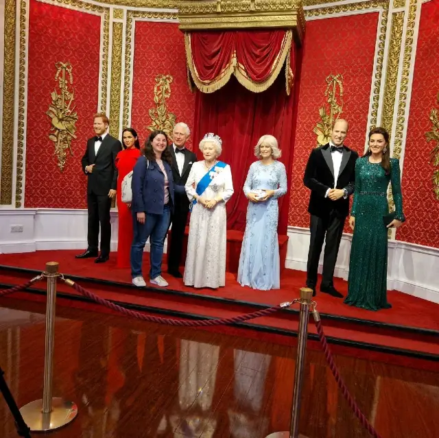 Meeting celebrities at Madame Tussauds 