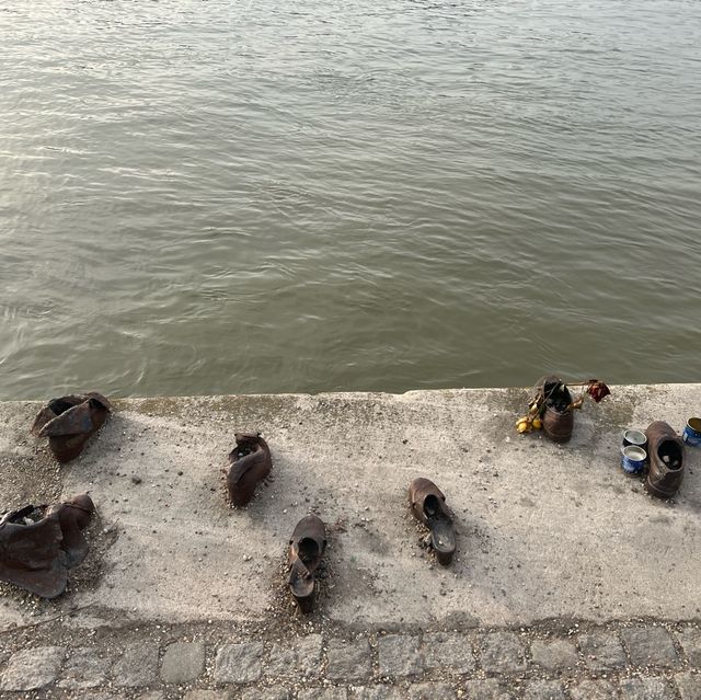 A Moving Memorial at Budapest