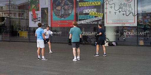 Outdoor boxing at Museumplein with Dillon by Jimme | Stedelijk Museum Amsterdam