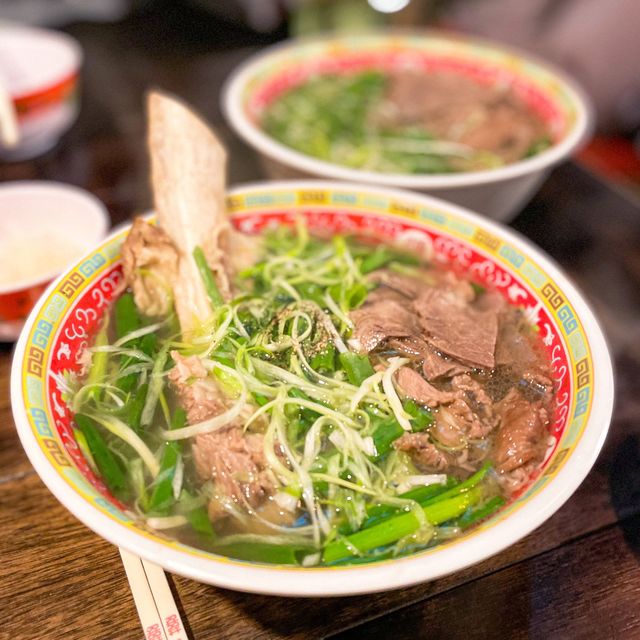 마치 배트남에 온 것 같은 분위기의 성수동 쌀국수 맛집, 꾸이