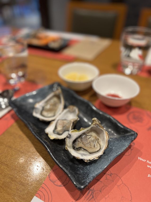 冷盤甜品味道中上，惟熱食選擇較少