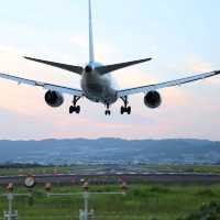 【大阪 伊丹空港ITM 】飛行機に手が届きそうな千里川✈️