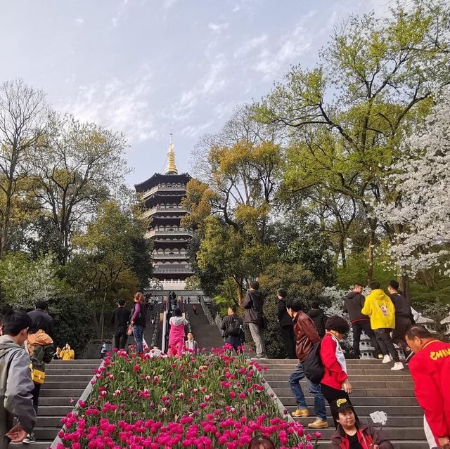 The iconic pagoda on West Lake