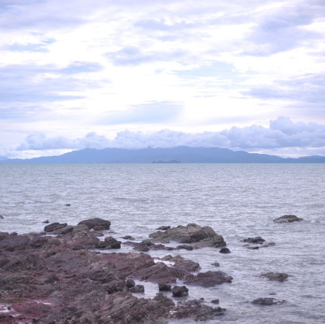 Ko Phetra is a junk-shaped island